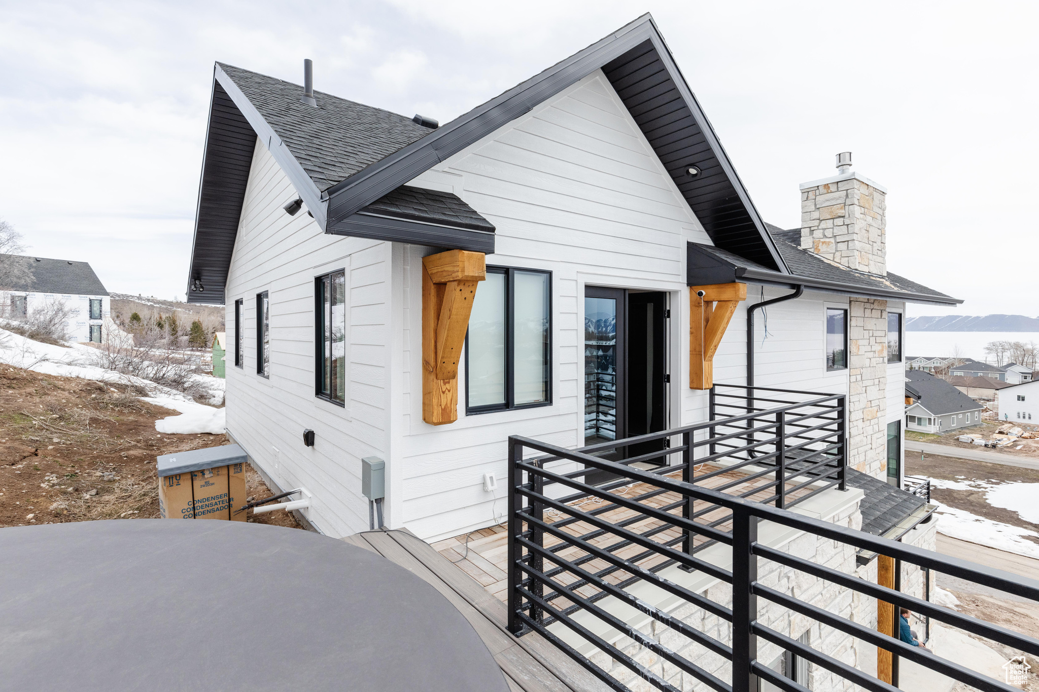 LOCHWOOD - Residential