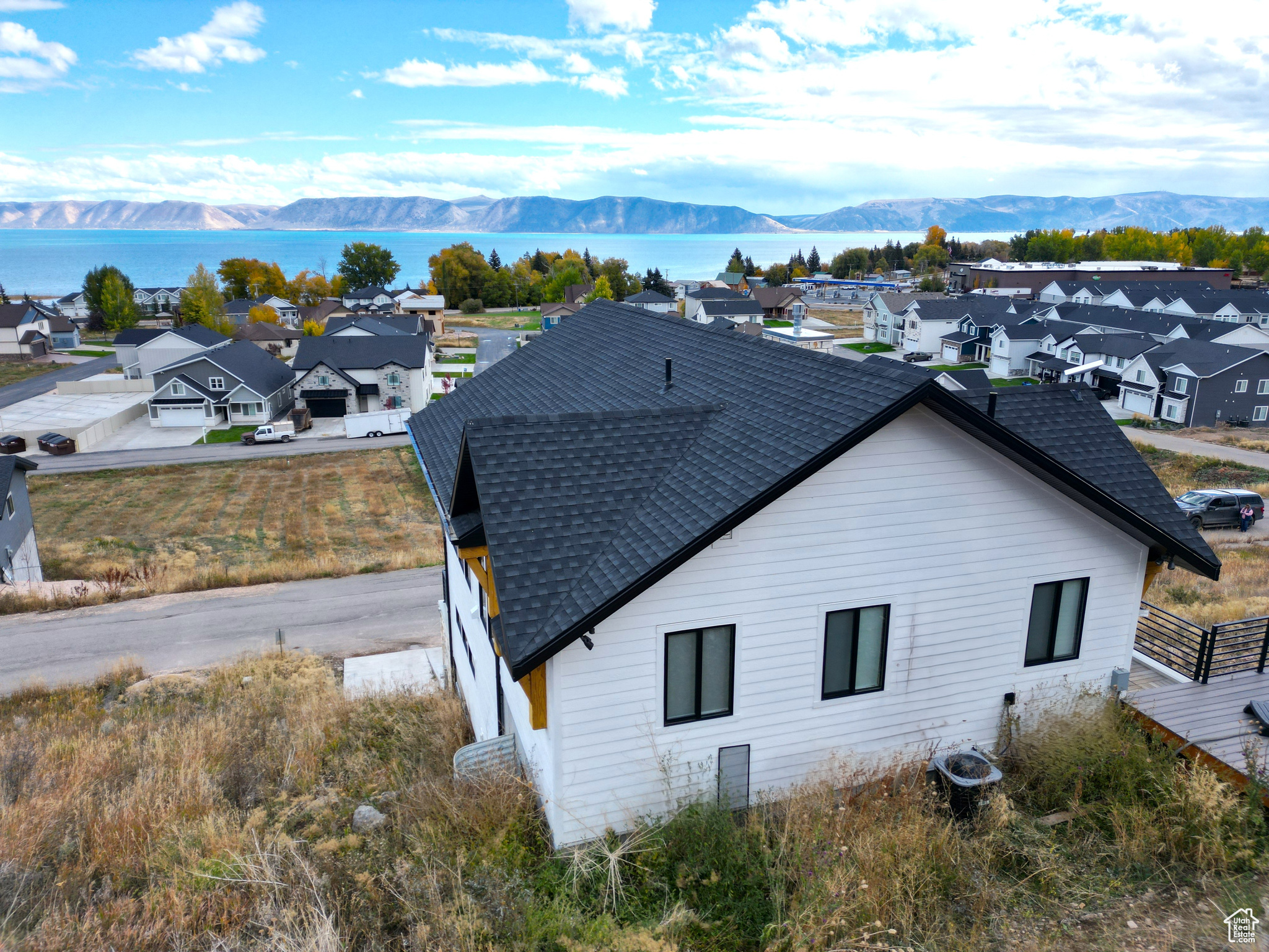 LOCHWOOD - Residential