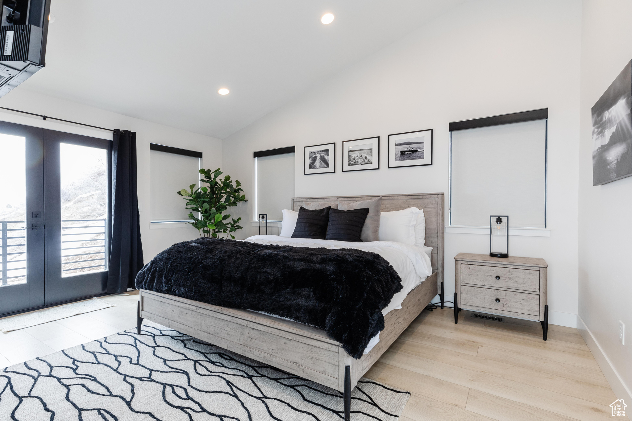 LOCHWOOD - Residential