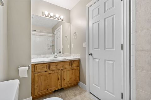 Tiny photo for 1337 W 2050 N, Clinton, UT 84015 (MLS # 2136197)