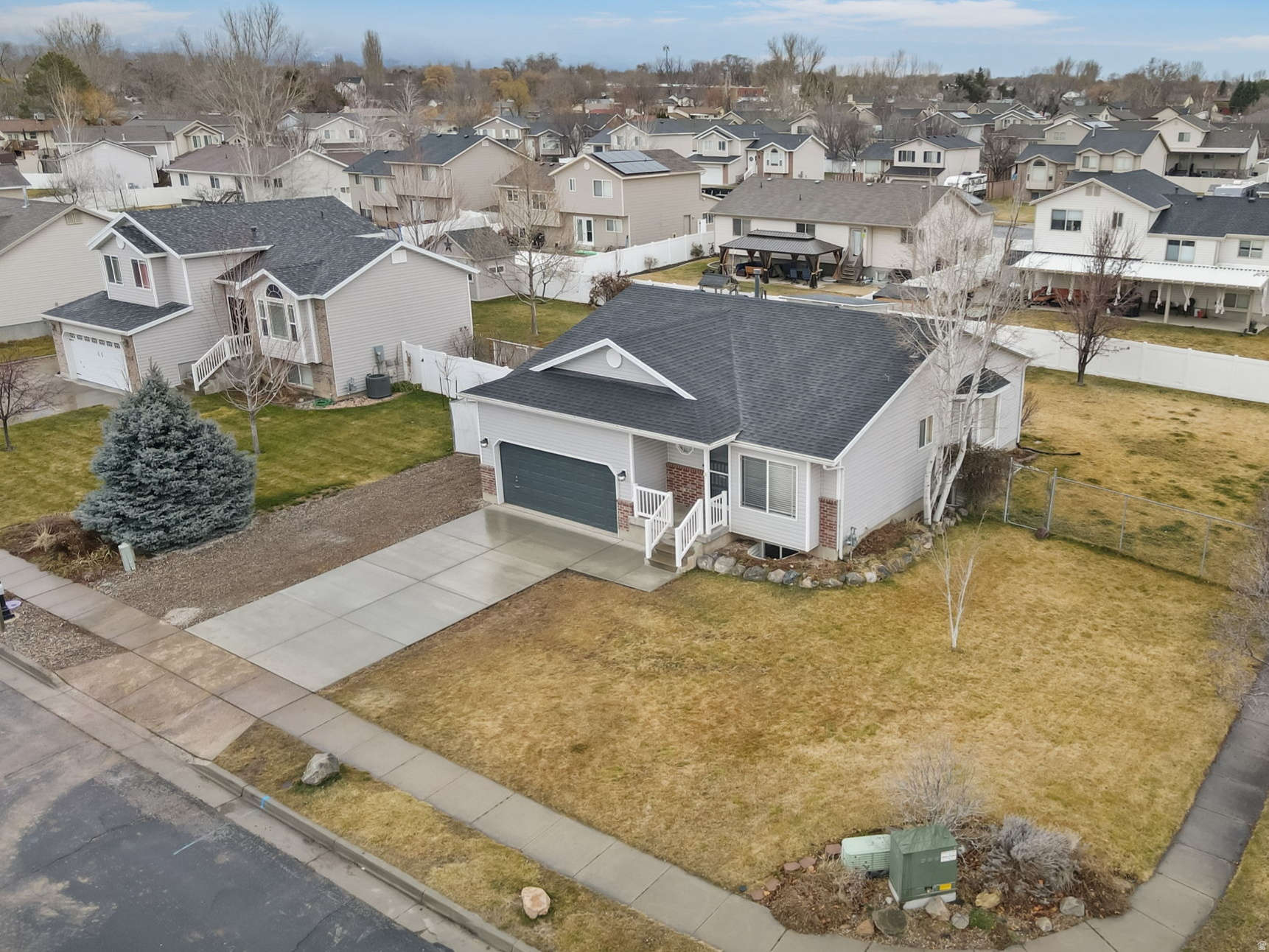 WOODLAND PARK - Residential