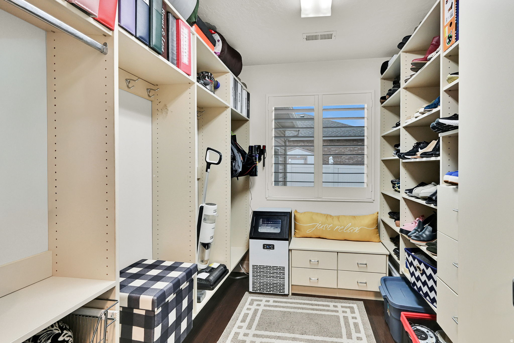 MEADOWS - Residential