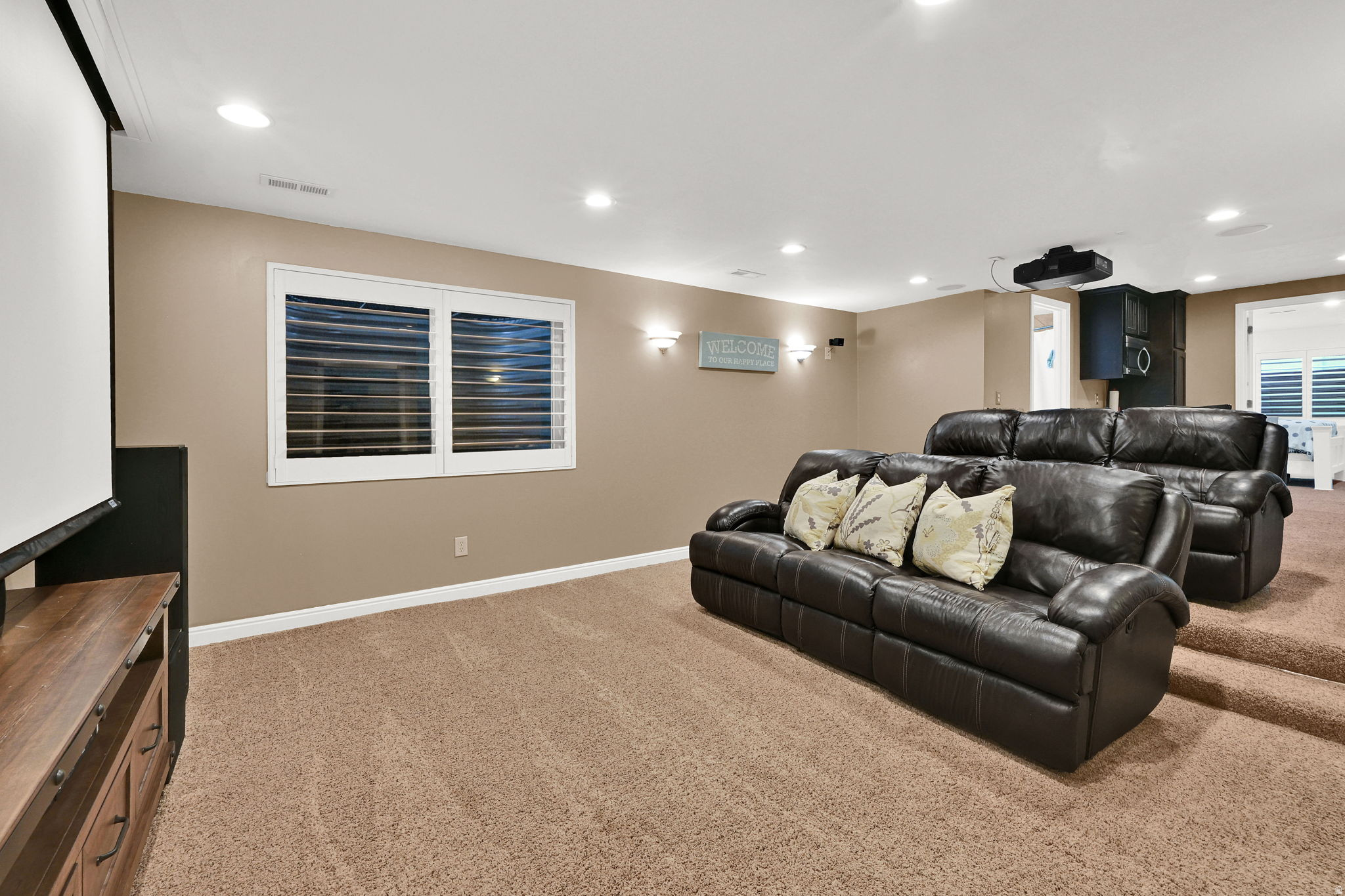 MEADOWS - Residential