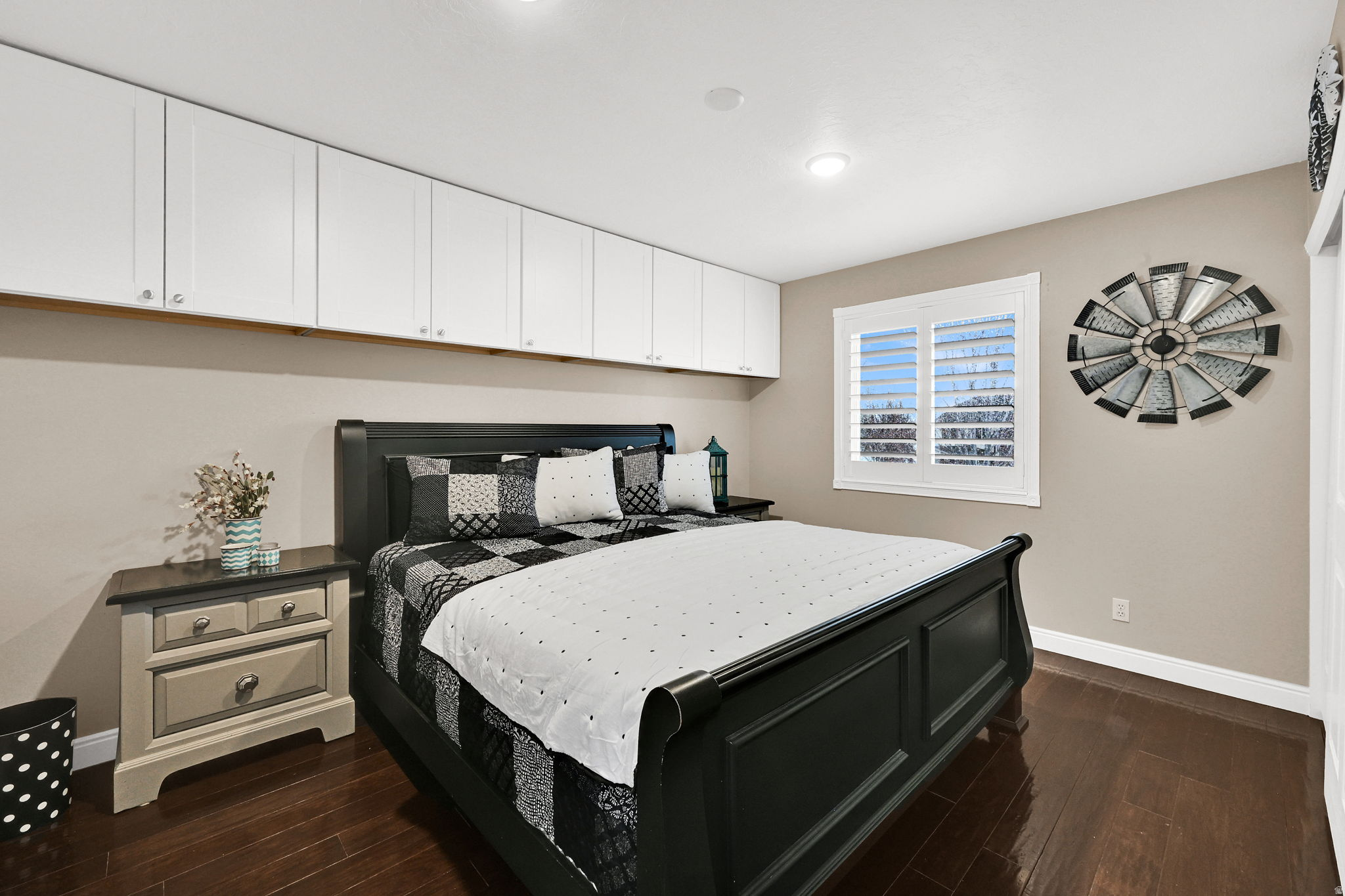 MEADOWS - Residential