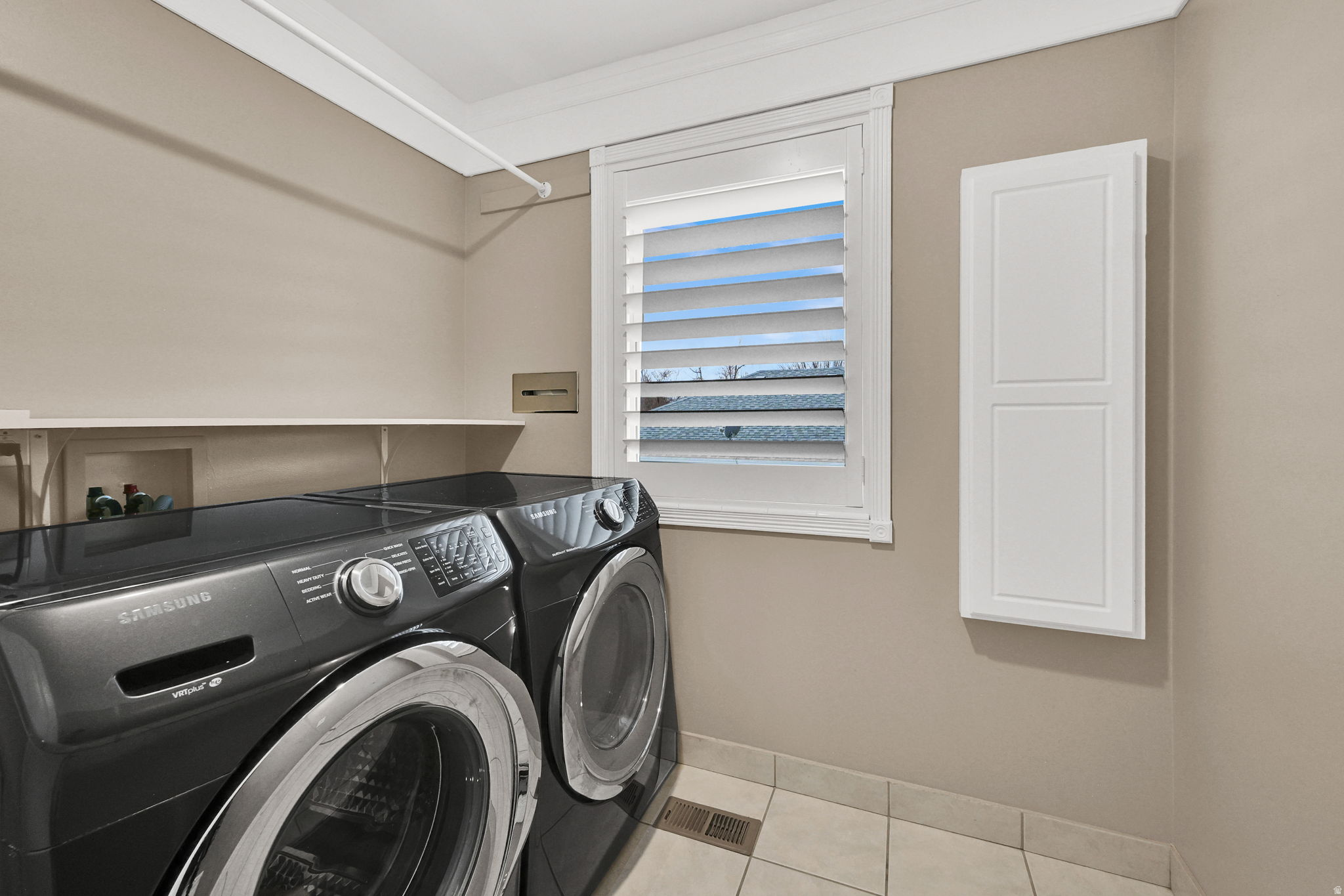 MEADOWS - Residential