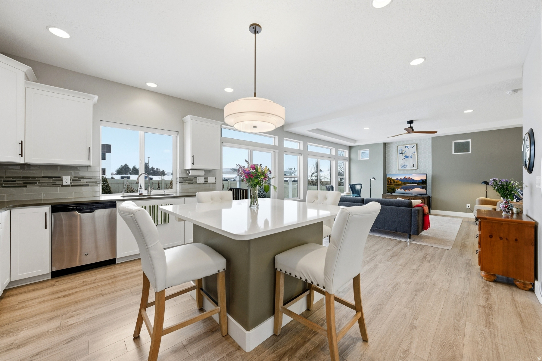 VALLEY STATION - Residential