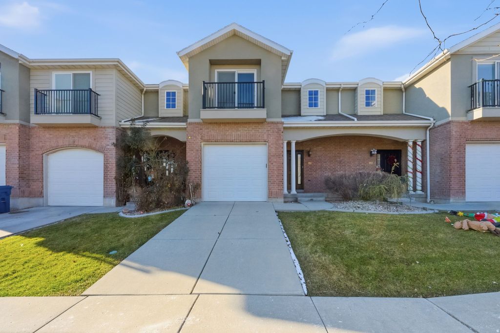 Photo of 1511 N AUGUST DR, Saratoga Springs, UT 84045 (MLS # 2130369)