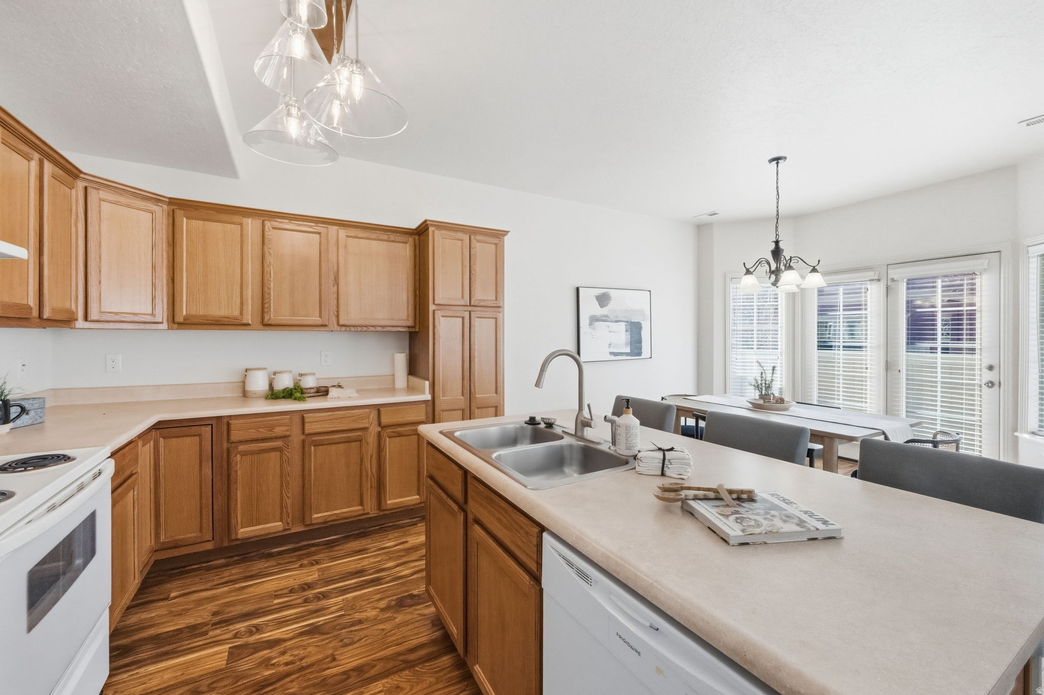 SUMMER VILLAGE CONDO - Residential