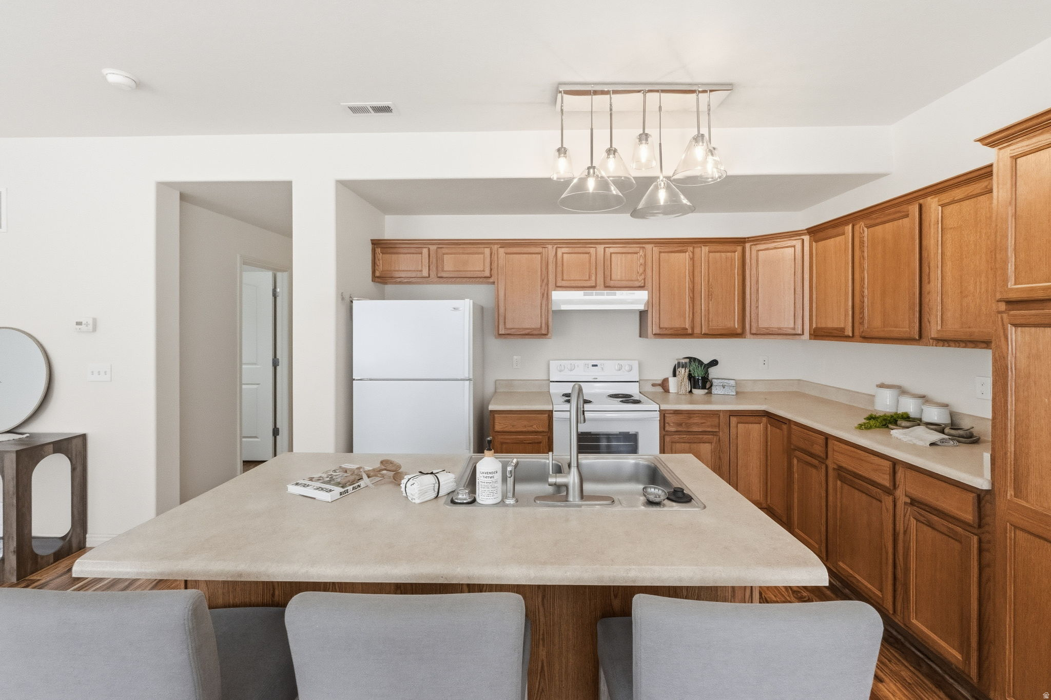 SUMMER VILLAGE CONDO - Residential