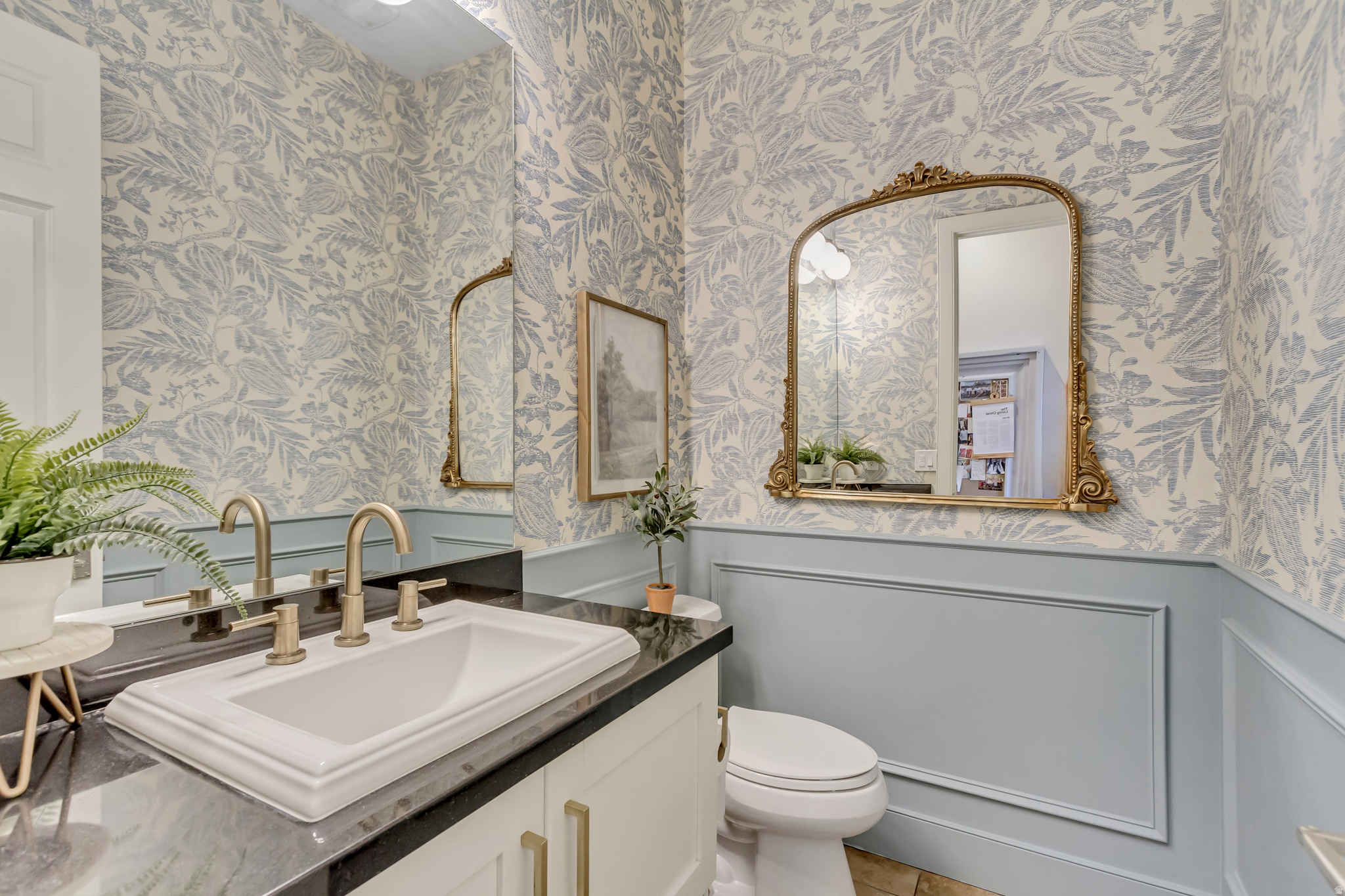 BEACON HILL THE HIGHLANDS - Residential