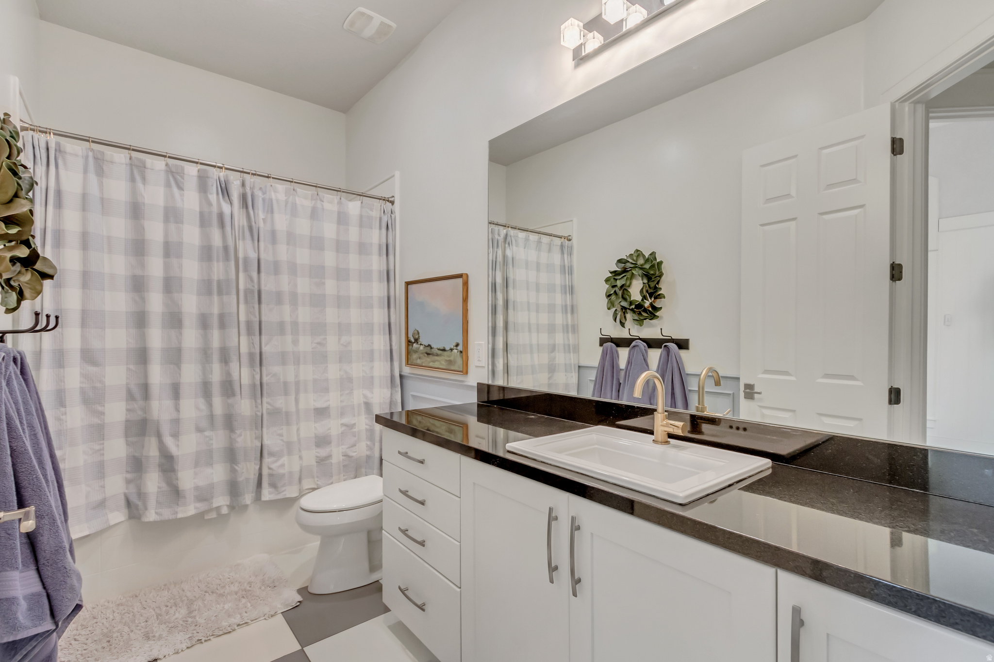 BEACON HILL THE HIGHLANDS - Residential