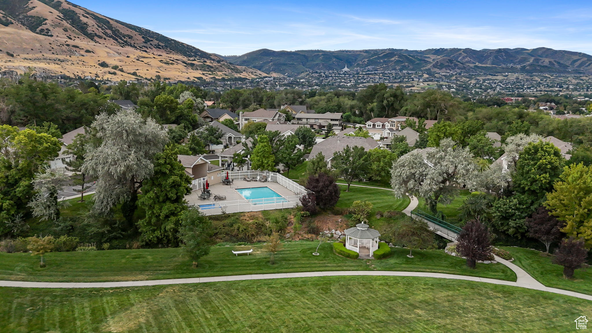 WILLOW BEND - Residential