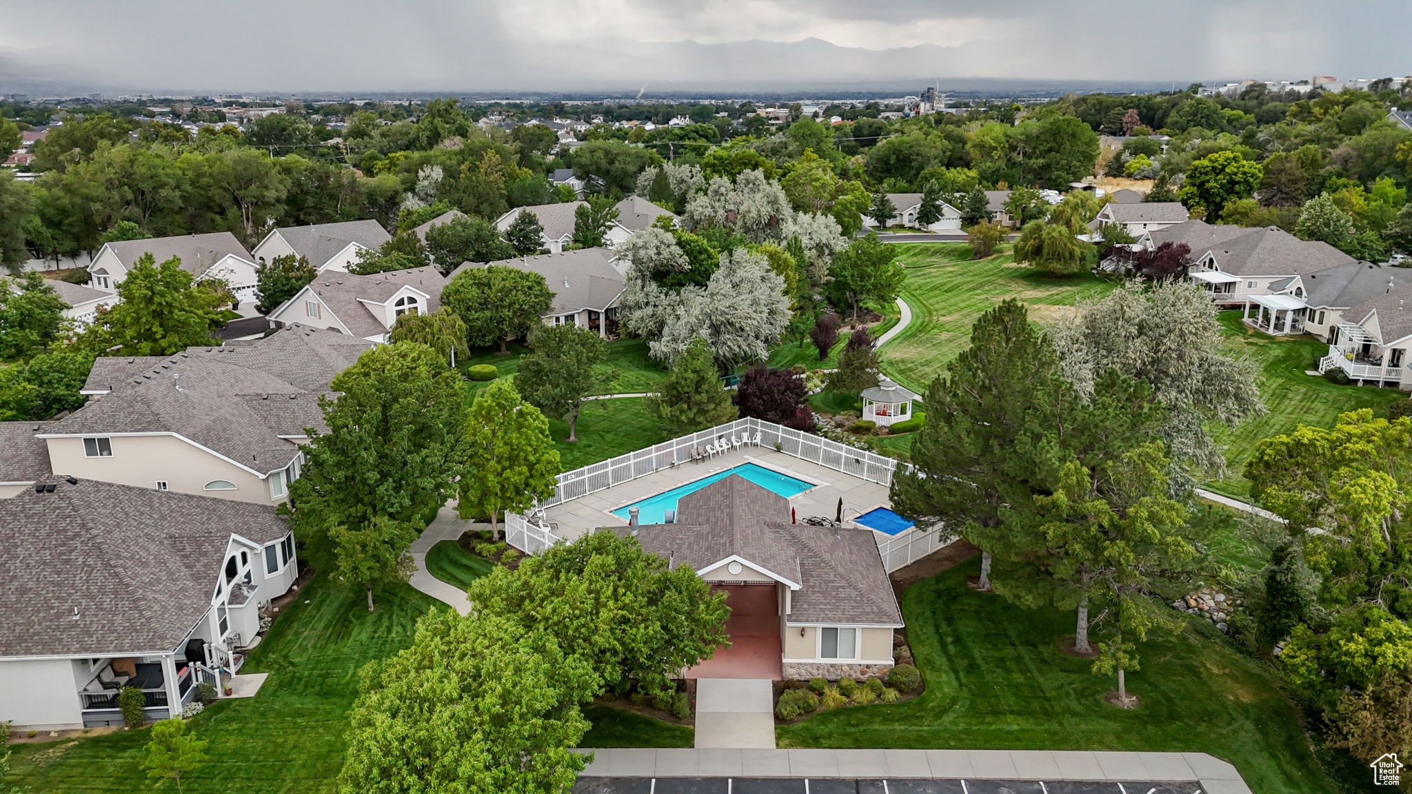 WILLOW BEND - Residential