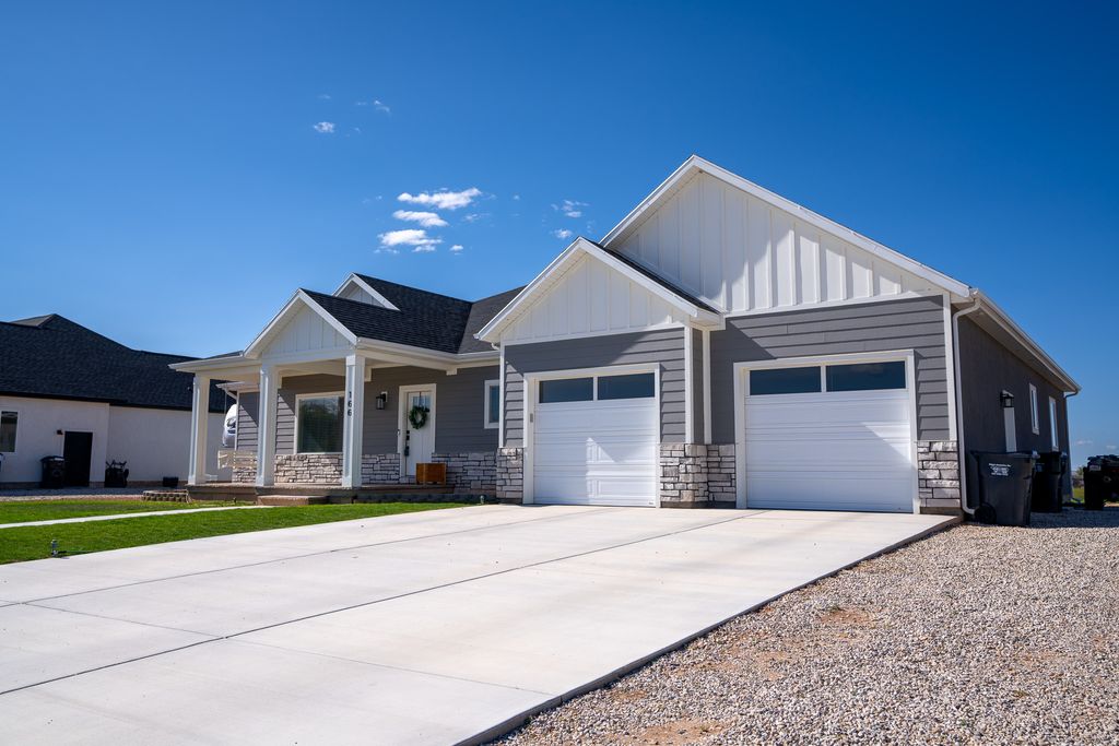 Photo of 166 W 580 N, Redmond, UT 84652 (MLS # 2140775)