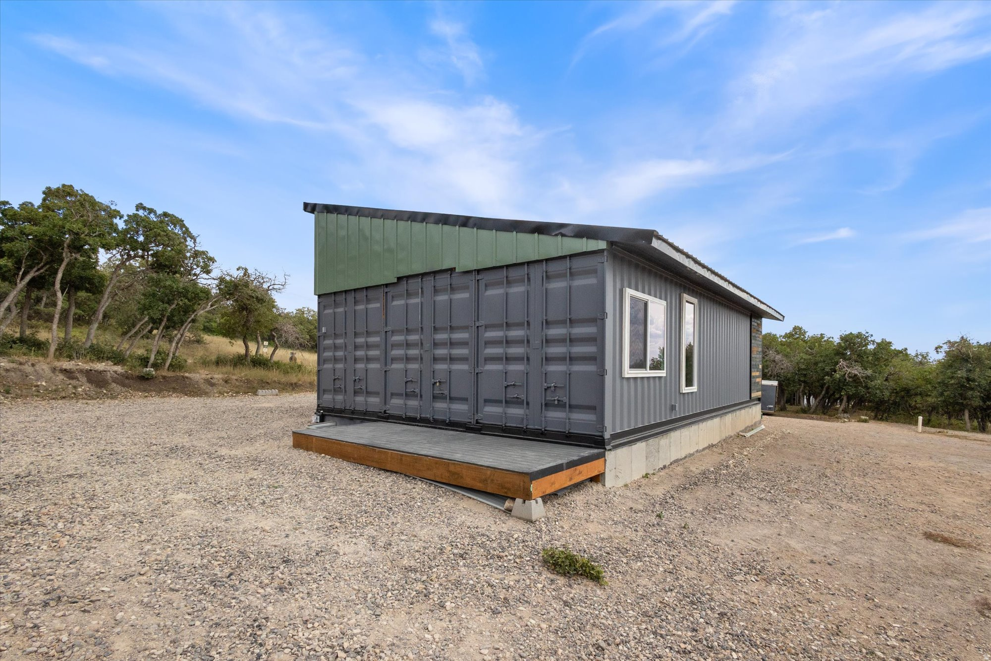 SKYLINE MOUNTAIN RESORT - Land