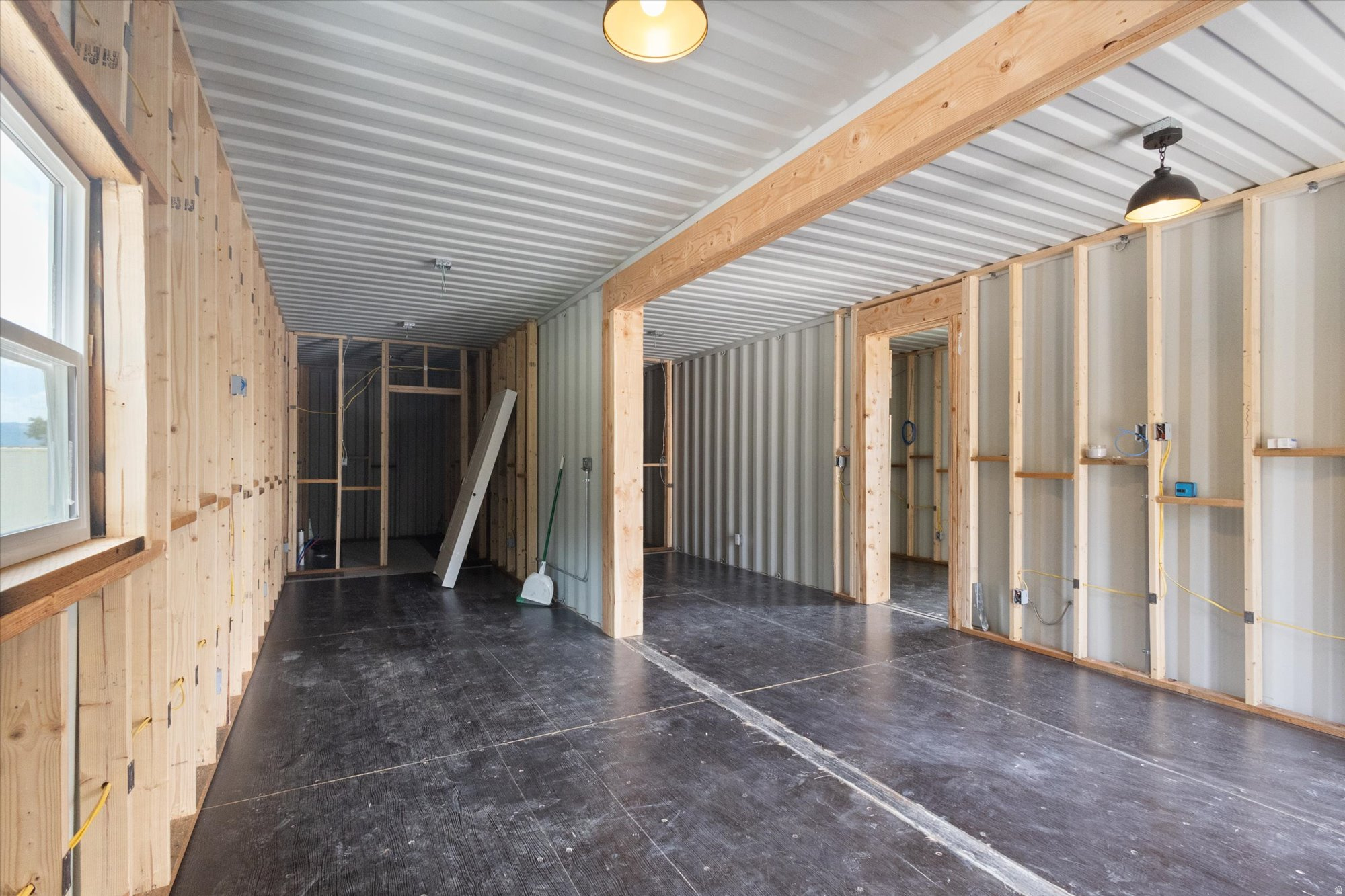 SKYLINE MOUNTAIN RESORT - Land