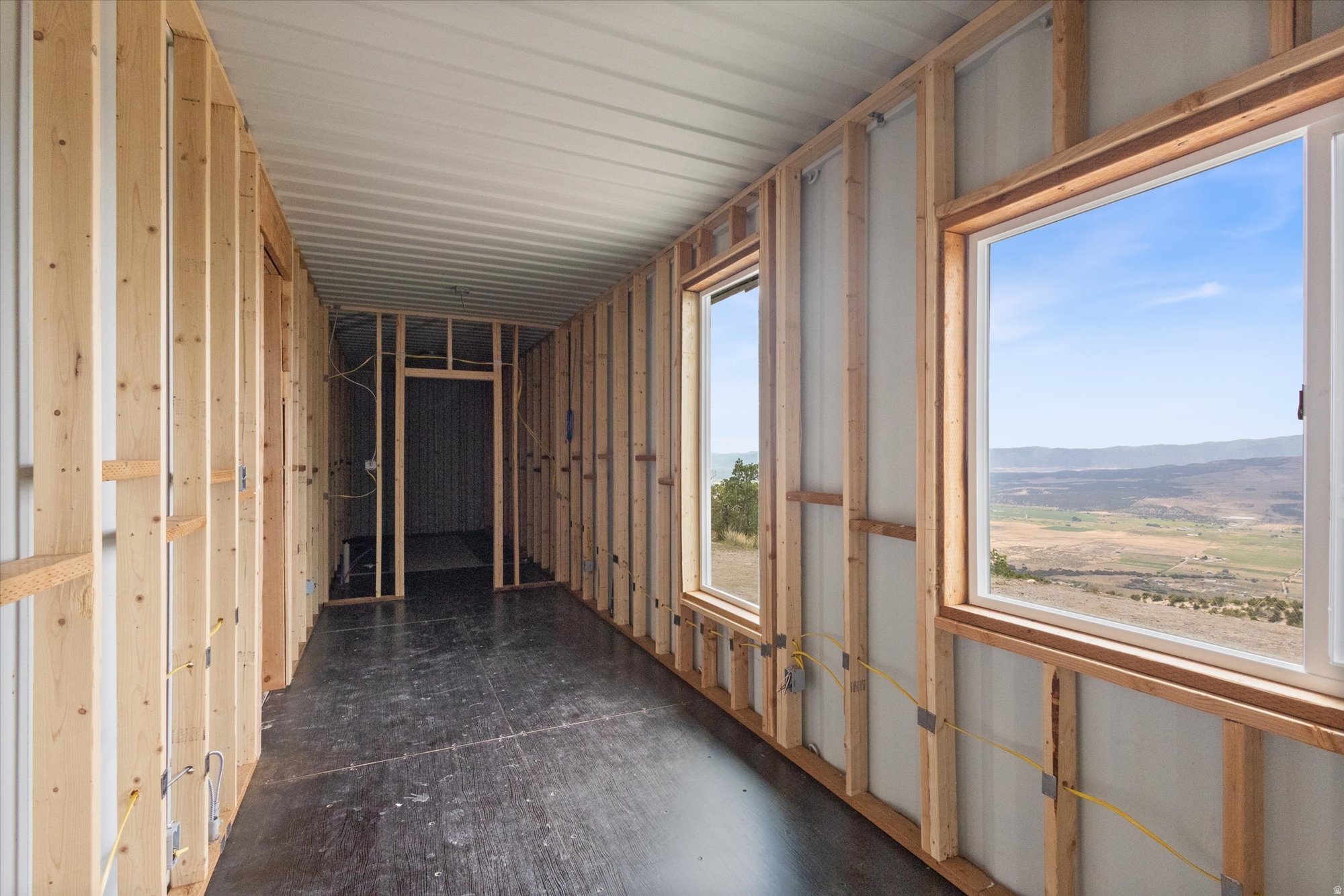 SKYLINE MOUNTAIN RESORT - Land