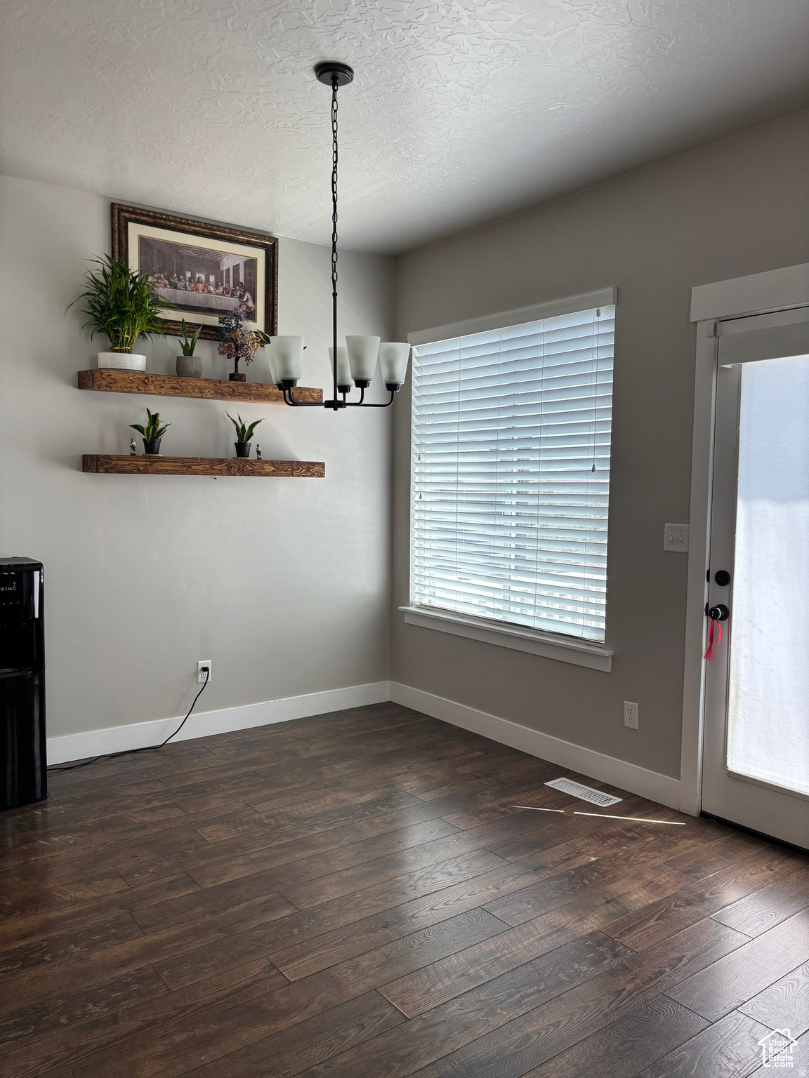 SHADOW RUN - Residential