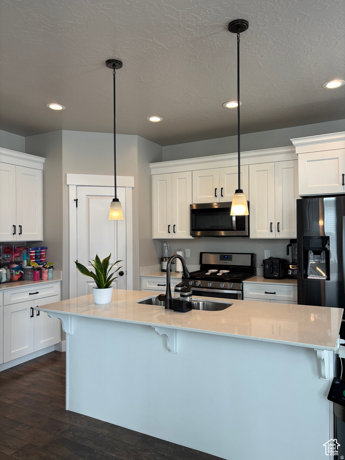 SHADOW RUN - Residential