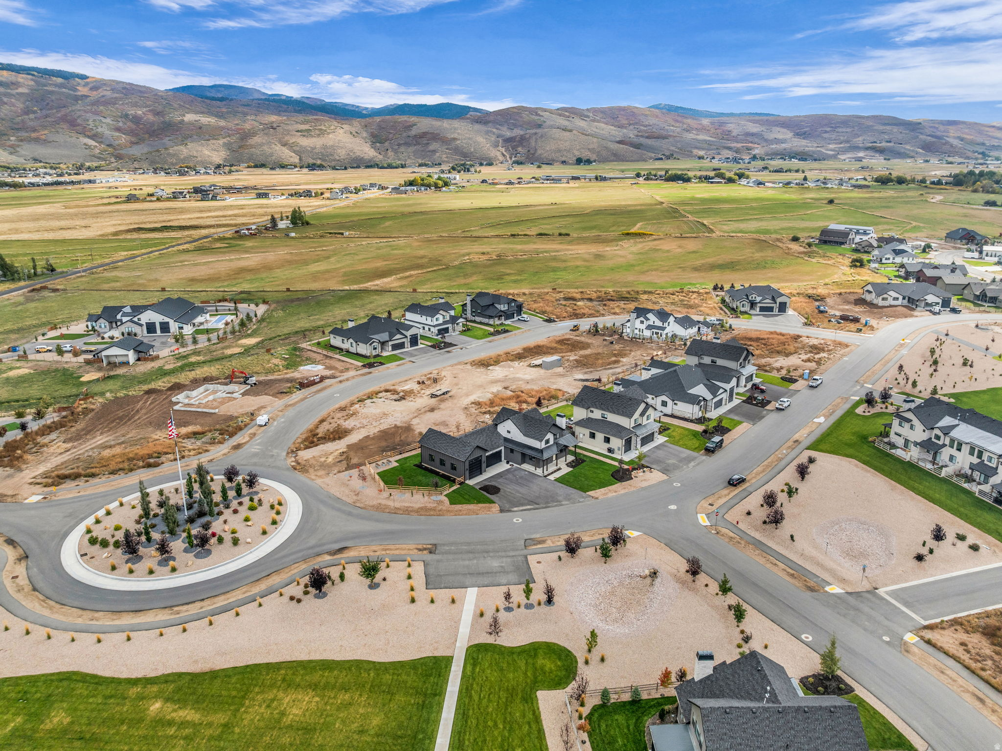 HART CROSSING - Residential