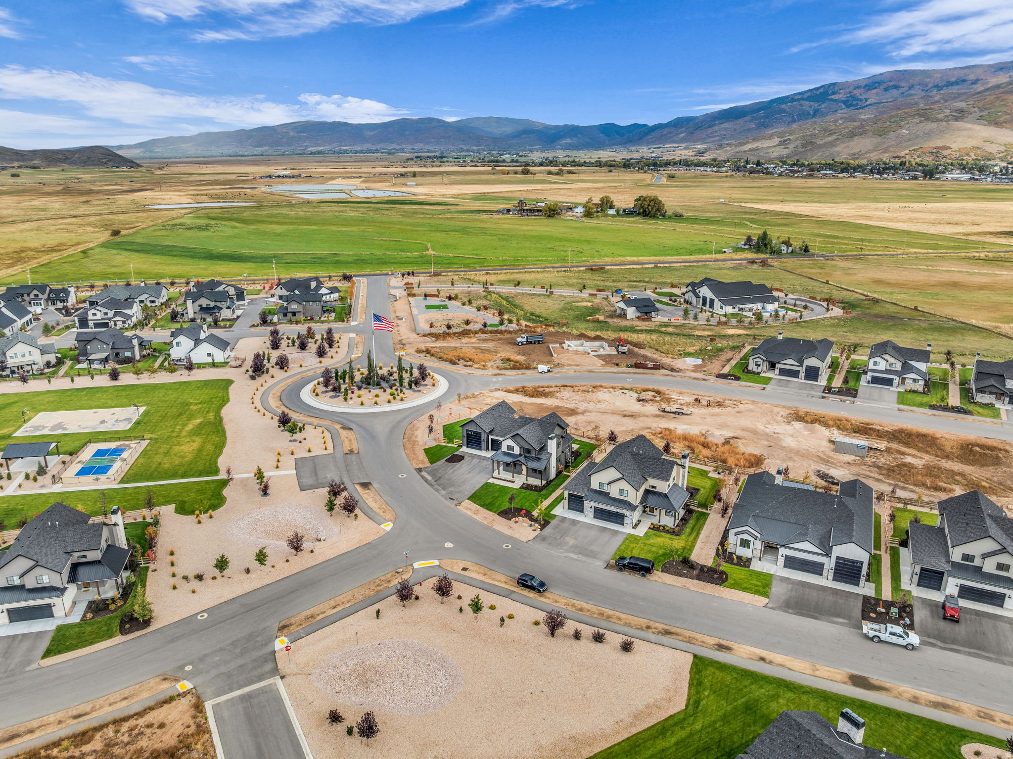 HART CROSSING - Residential