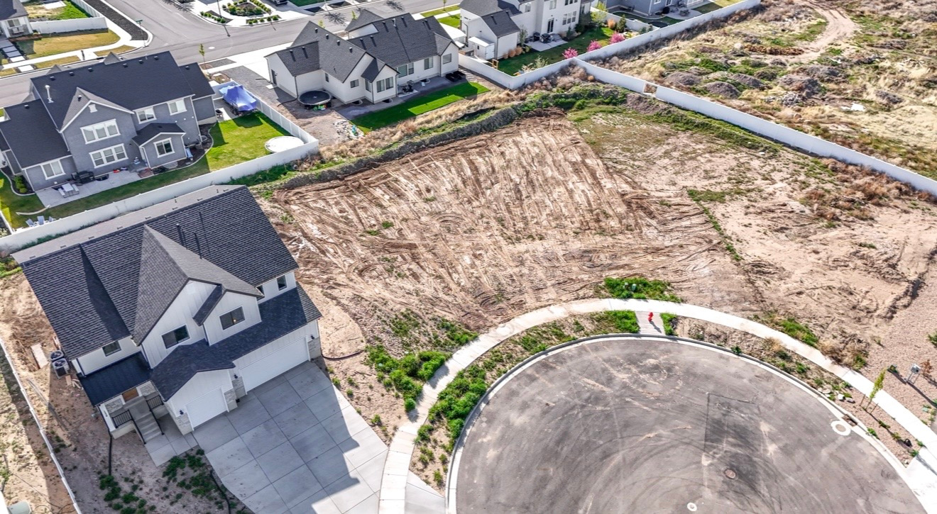 DIGNITY SUBDIVISION - Land