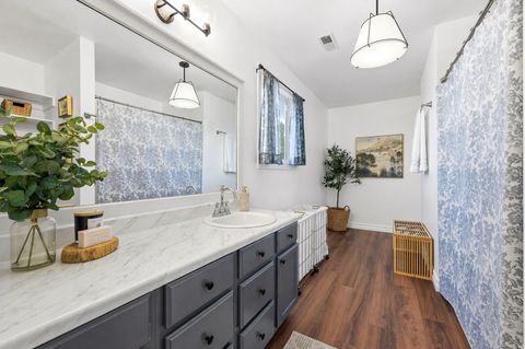 Tiny photo for 476 S WINDCREST WAY, Kaysville, UT 84037 (MLS # 2152696)