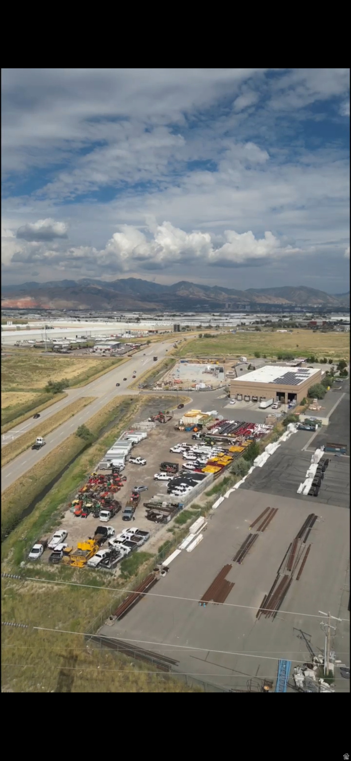 TETON - Commercial Lease