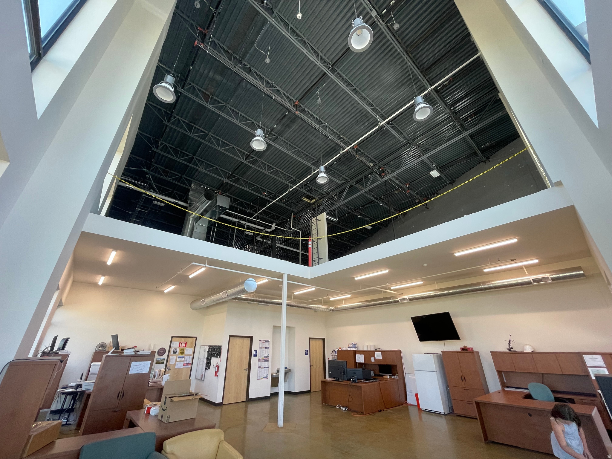 TETON - Commercial Lease