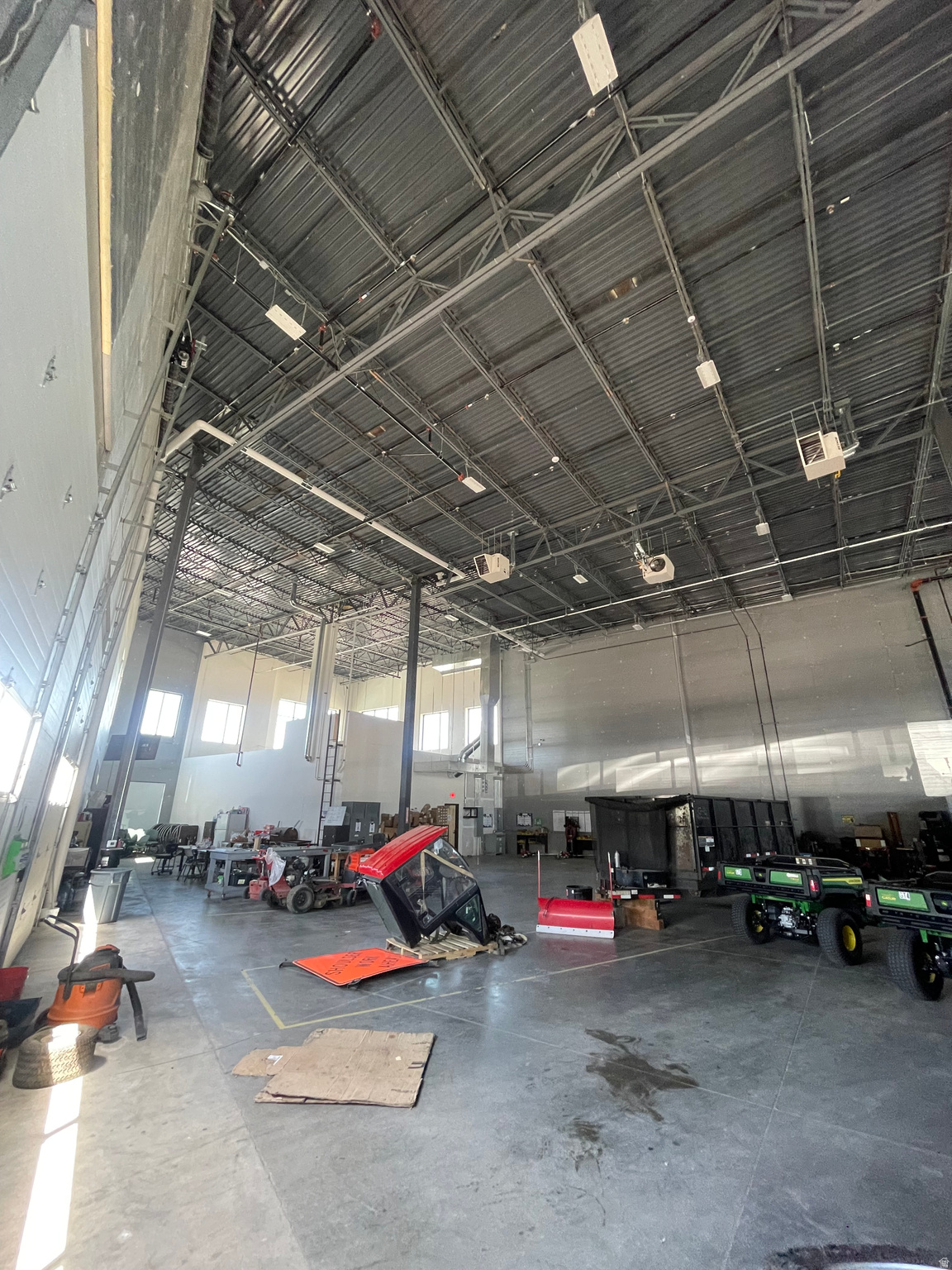 TETON - Commercial Lease