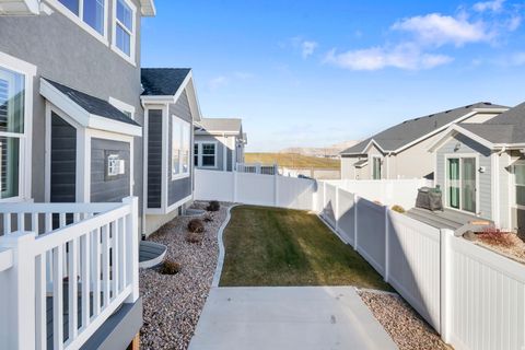 Tiny photo for 2416 N 4120 W, Lehi, UT 84048 (MLS # 2125552)