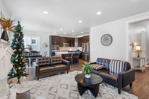 Tiny photo for 2416 N 4120 W, Lehi, UT 84048 (MLS # 2125552)