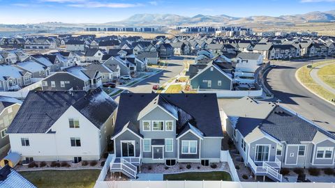 Tiny photo for 2416 N 4120 W, Lehi, UT 84048 (MLS # 2125552)