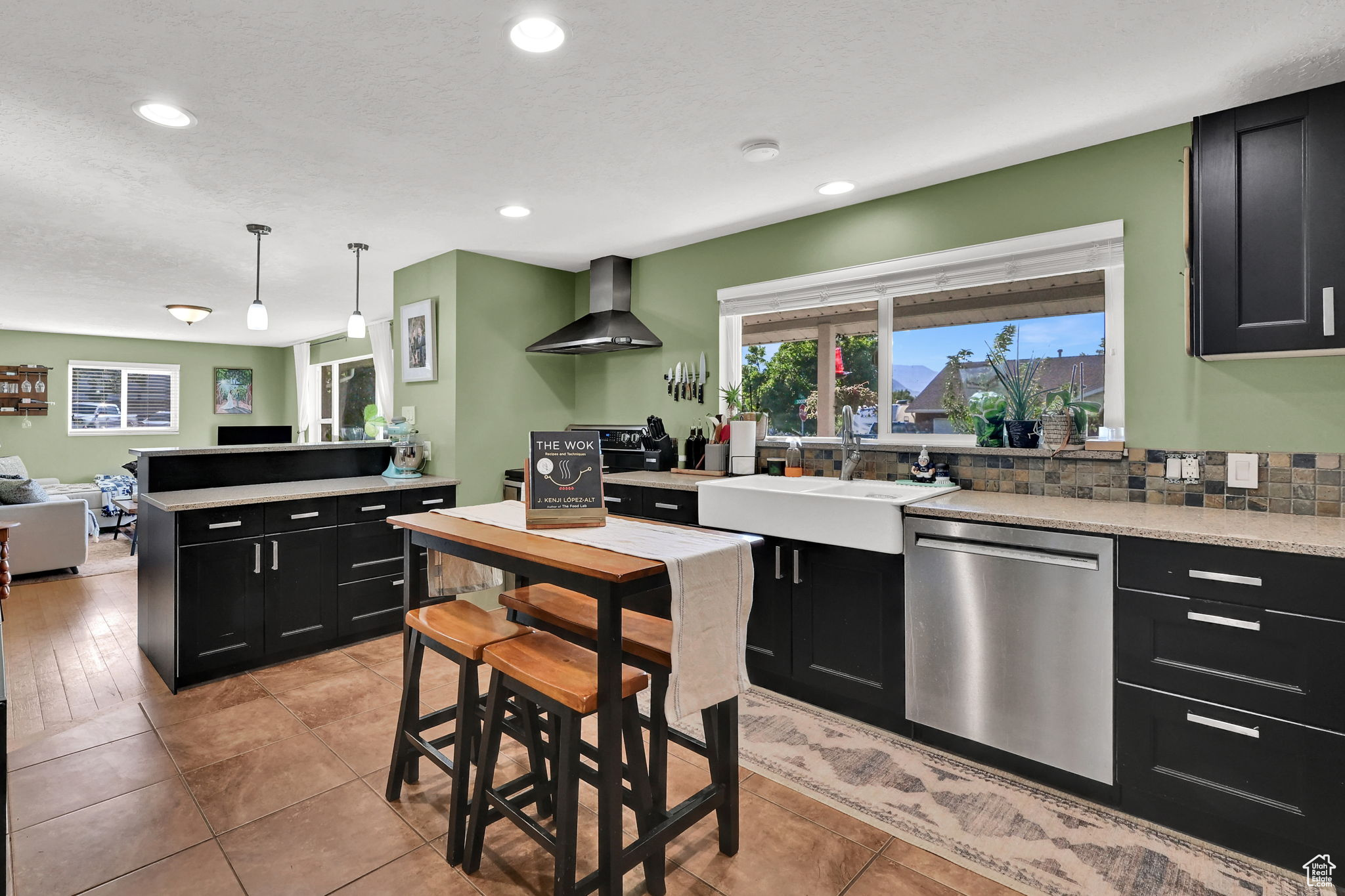 LOMOND ACRES - Residential