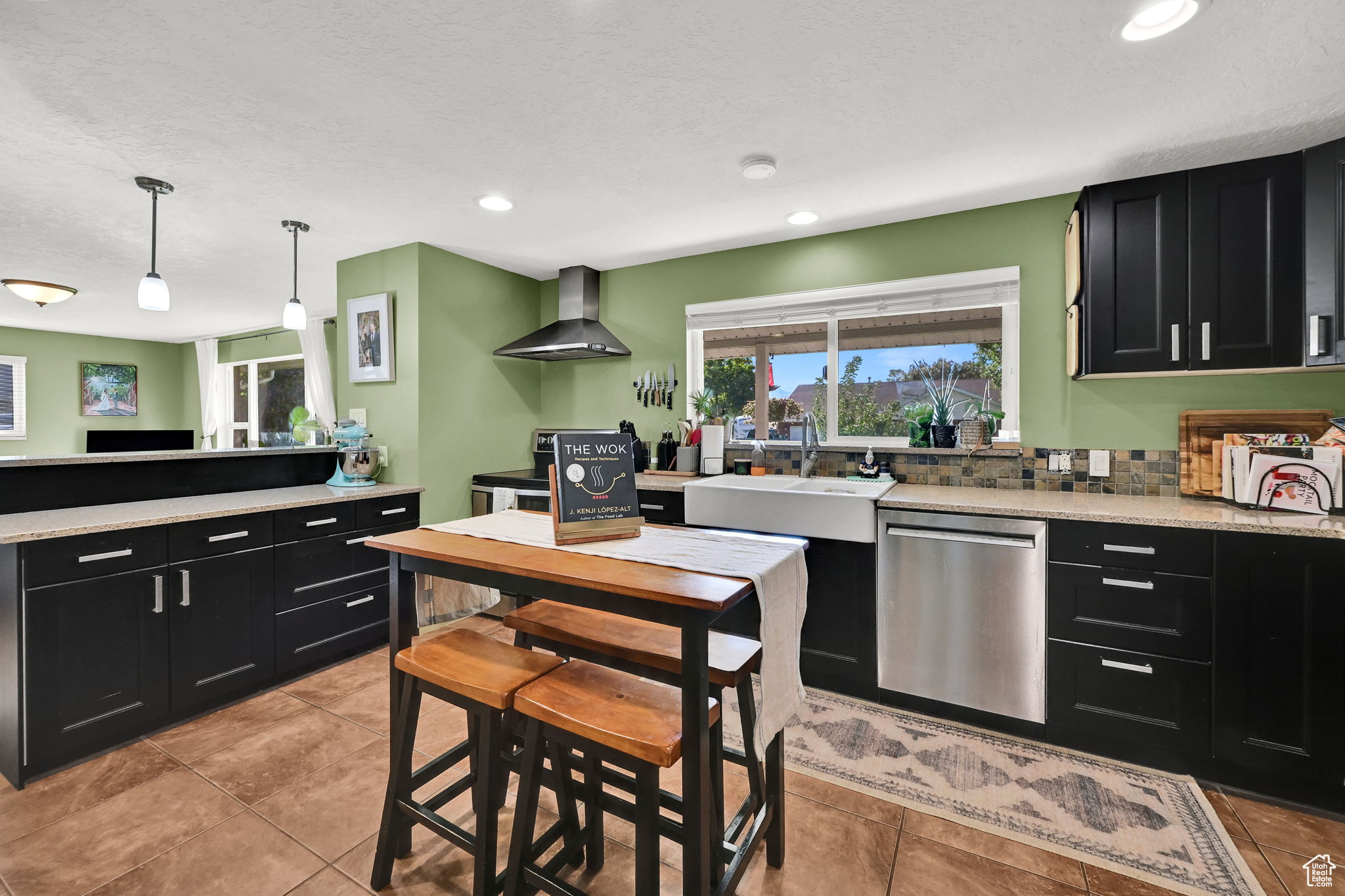 LOMOND ACRES - Residential