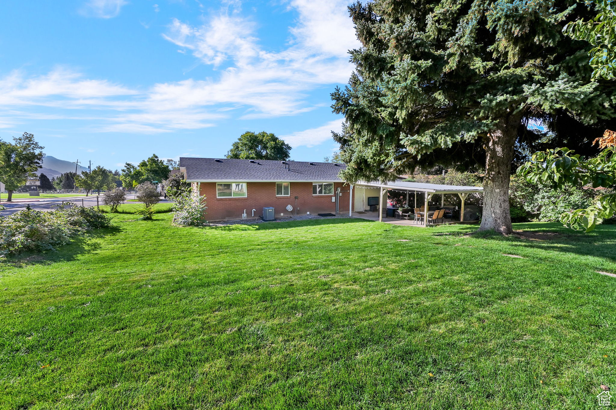 LOMOND ACRES - Residential