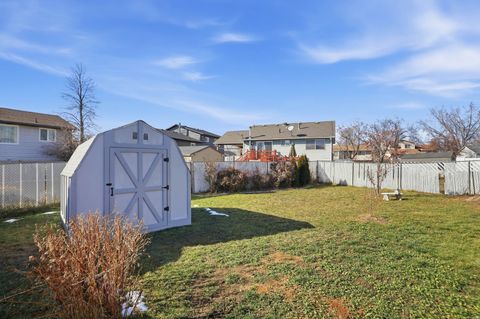 Tiny photo for 948 S 250 E, Layton, UT 84041 (MLS # 2134770)