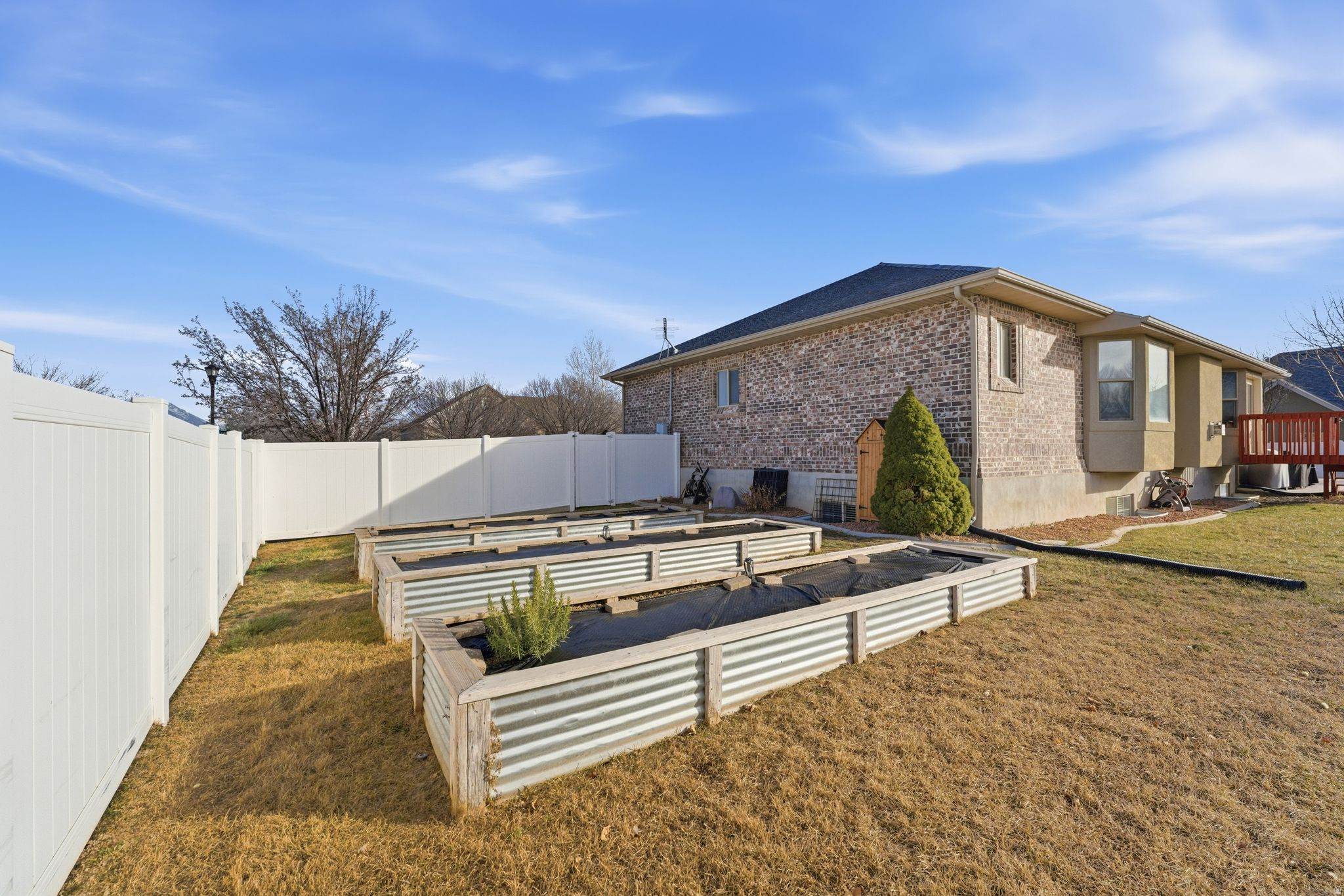 DAY SPRING - Residential