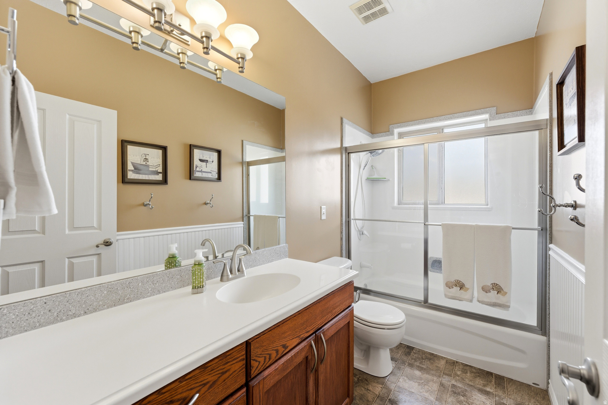 DAY SPRING - Residential