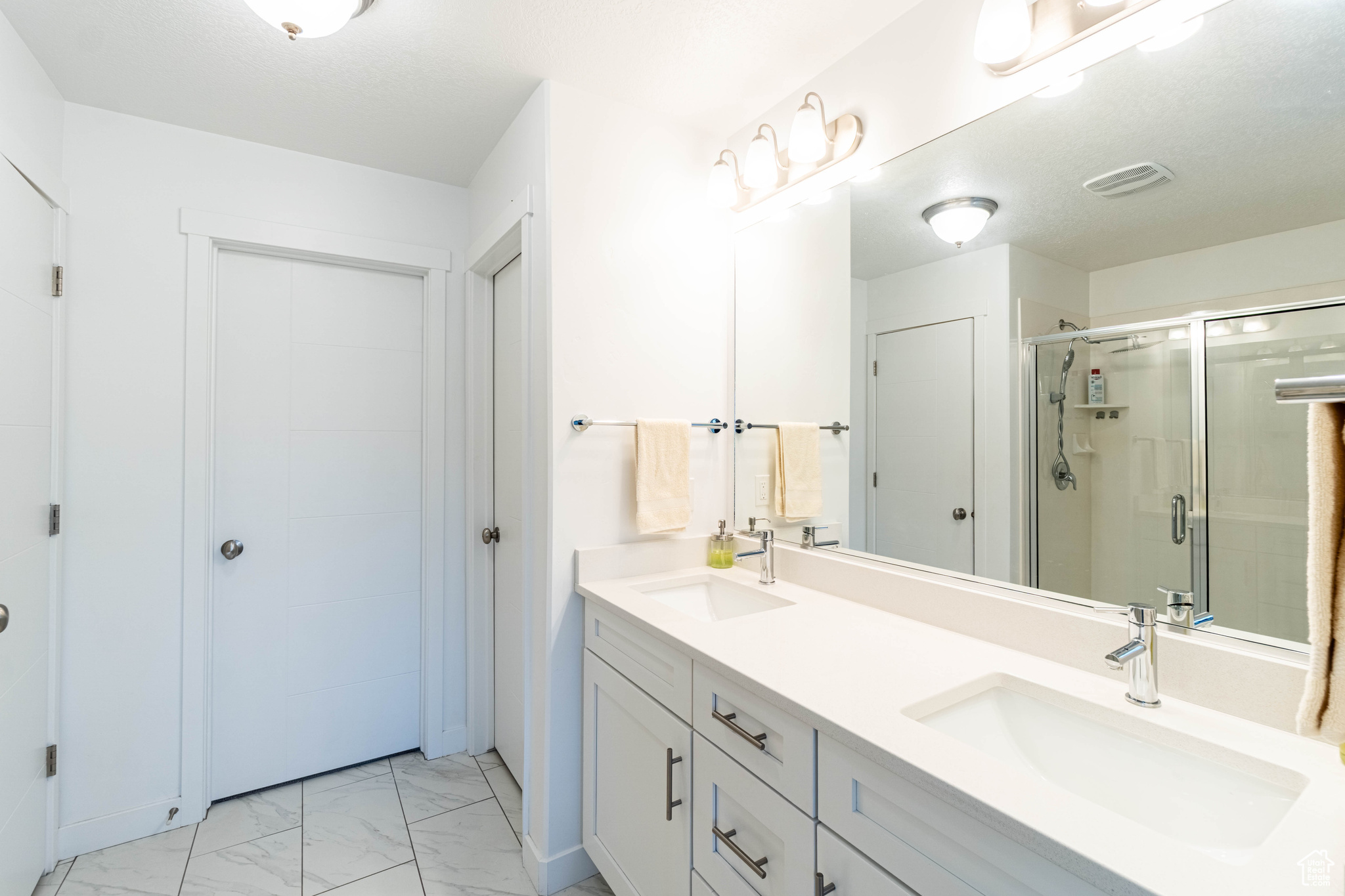 10586 S Sturgeon Dr, South Jordan, Utah image 45