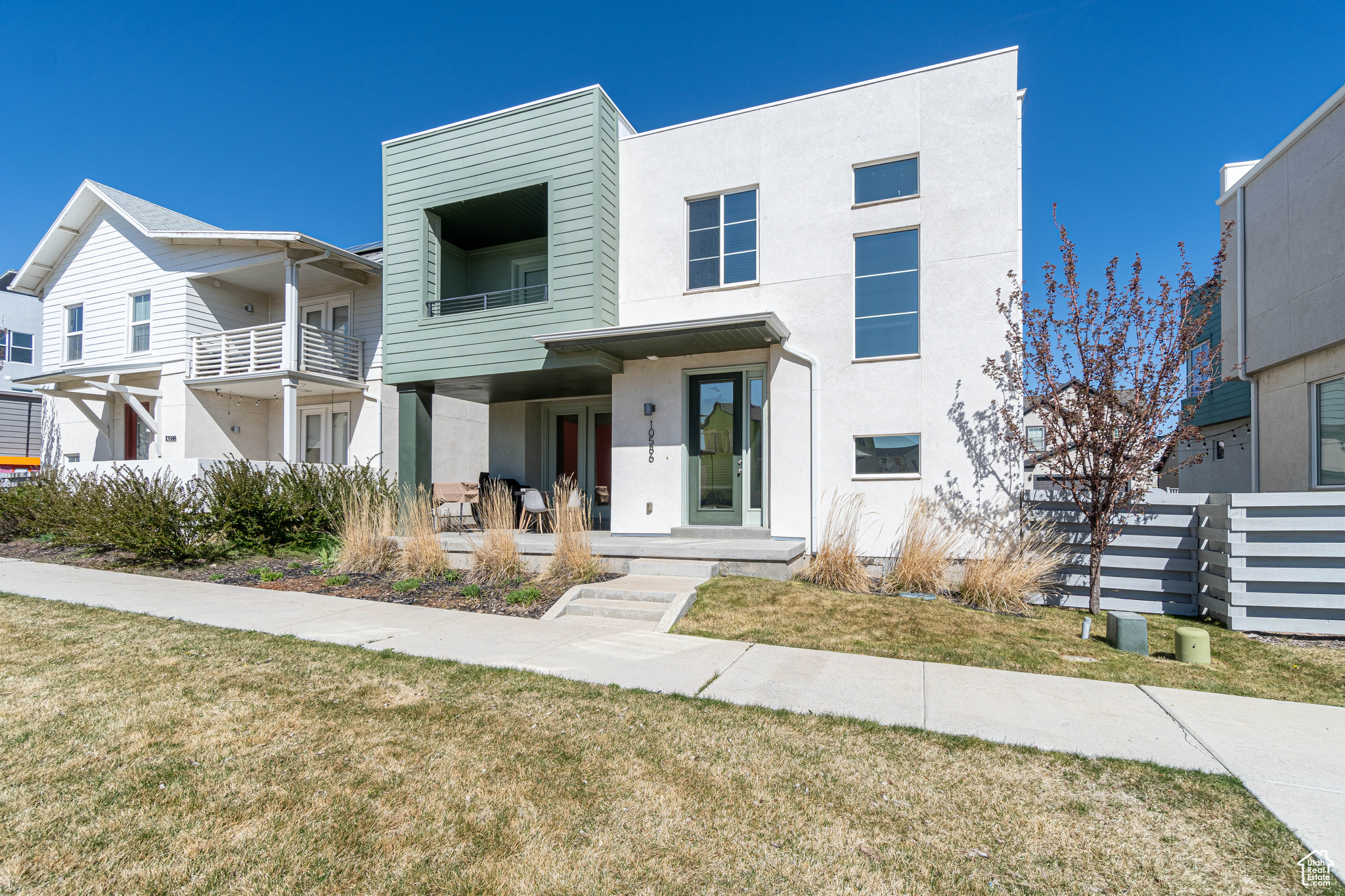 10586 S Sturgeon Dr, South Jordan, Utah image 2