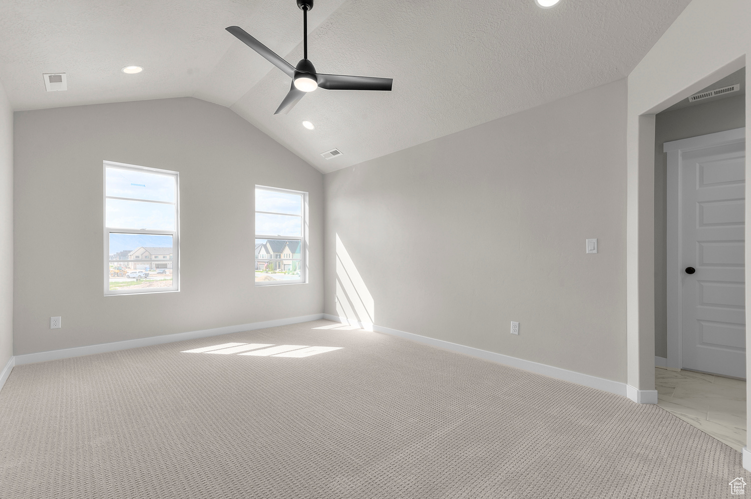 BROADVIEW SHORES COTTAGES 726 - Residential