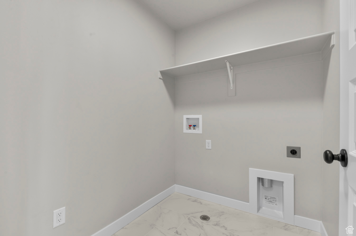 BROADVIEW SHORES COTTAGES 726 - Residential