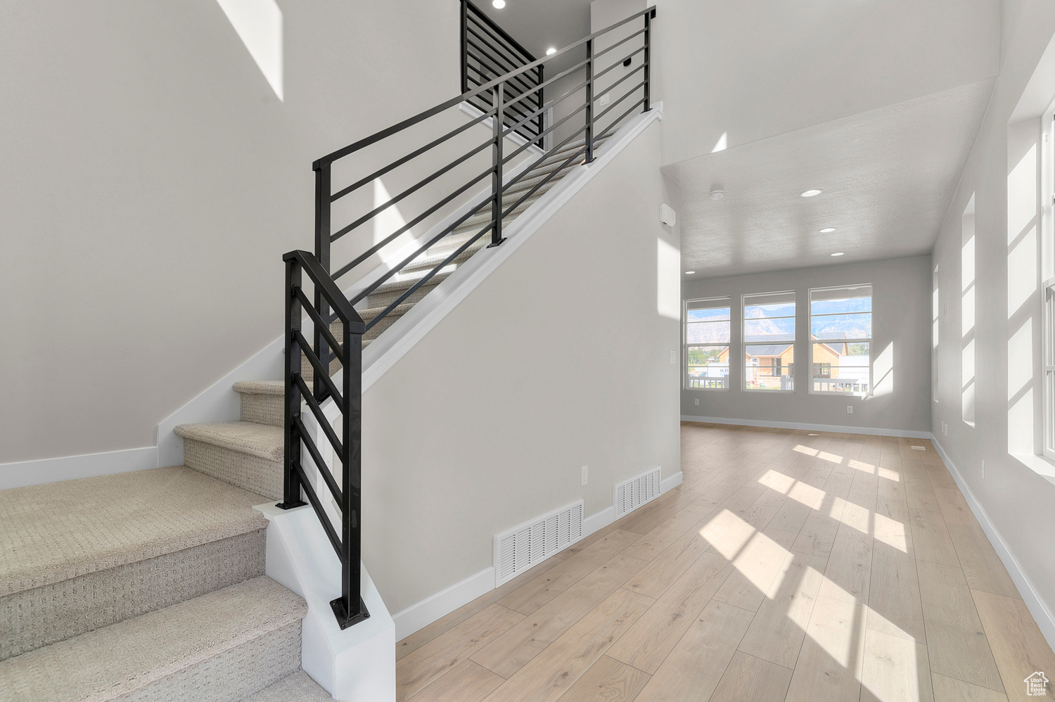 BROADVIEW SHORES COTTAGES 726 - Residential