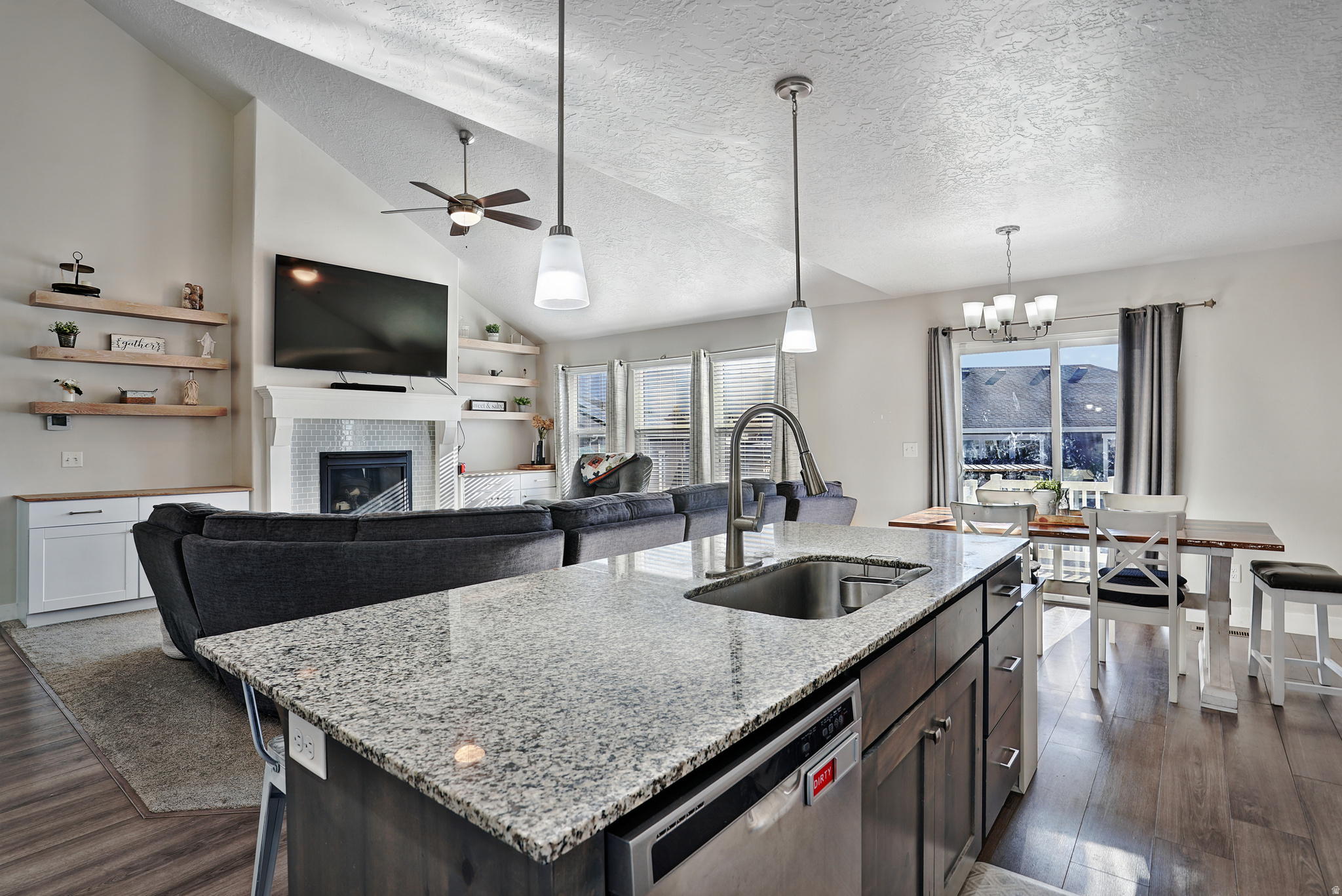 ANTHEM PARK - Residential