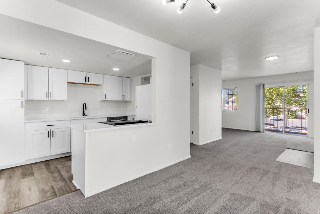 Photo of 647 S 500 W #8, Provo, UT 84601 (MLS # 2184703)