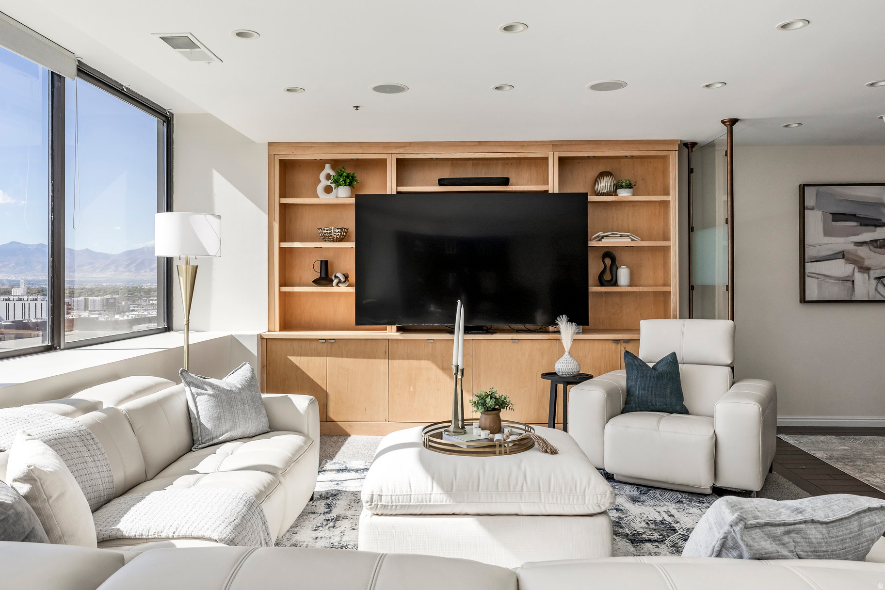 AMERICAN TOWERS - Residential