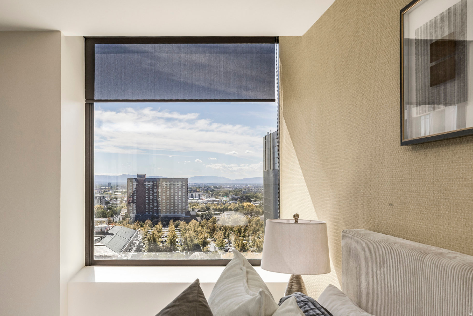 AMERICAN TOWERS - Residential