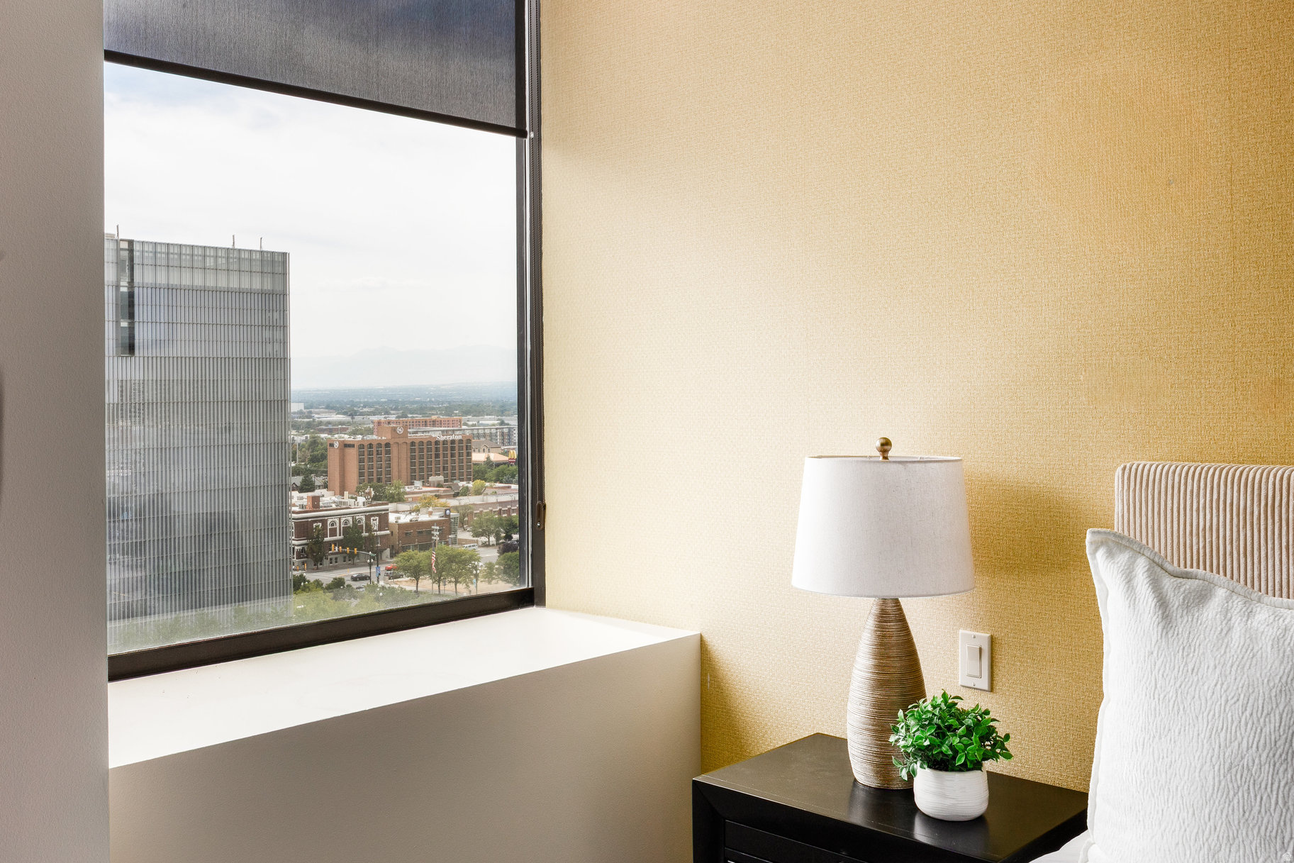 AMERICAN TOWERS - Residential