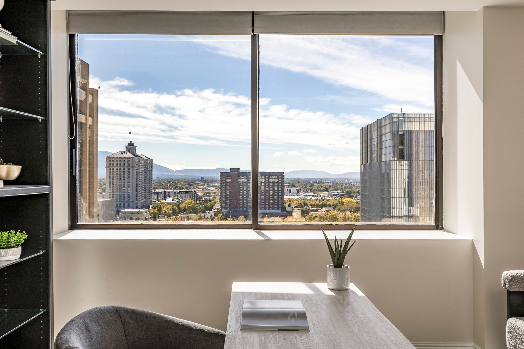 AMERICAN TOWERS - Residential